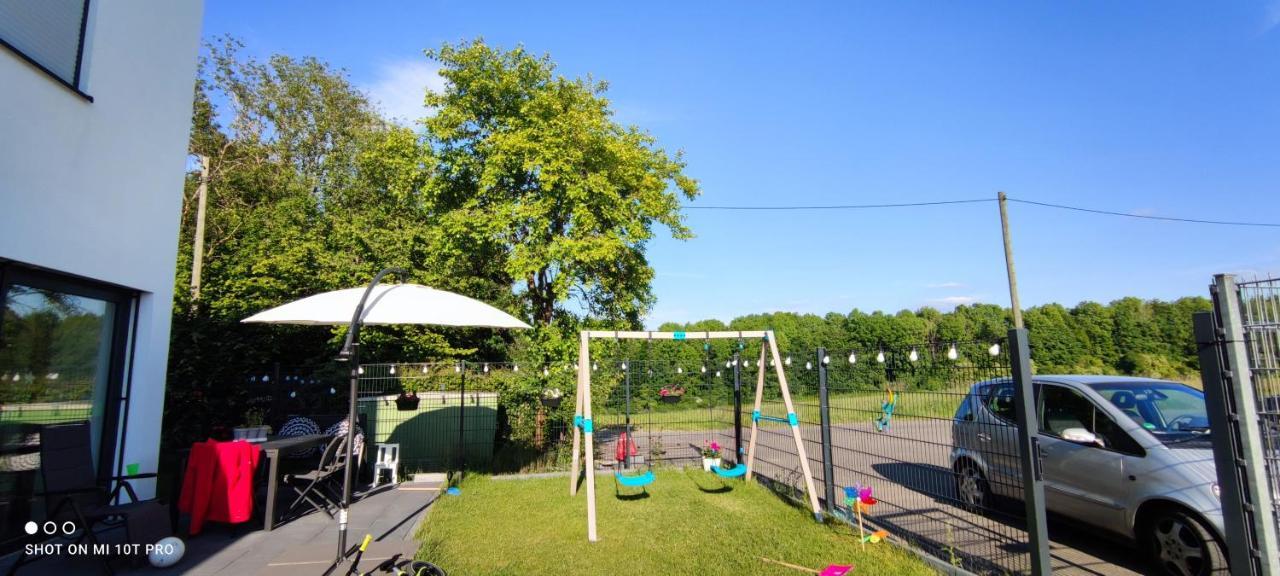 Neue Doppelhaushaelfte Mit Terrasse, Balkon Und Garten Apartment Remscheid Luaran gambar